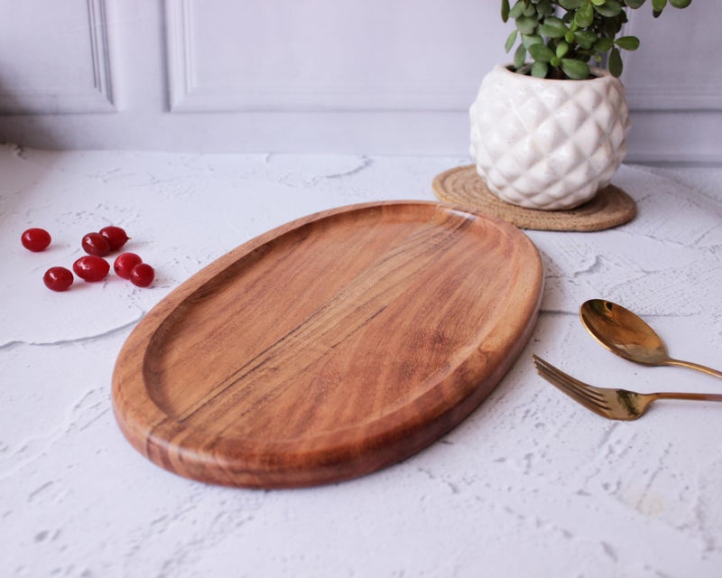 Monstera Hut -Serene Oval Serving Platter - Nature's Elegance in Acacia Wood. (Size 36 x 18 x 1.5 cm) - Image 4