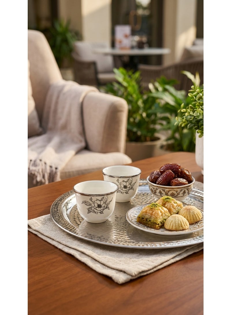 A set of coffee cups with luxurious designs. - Image 3