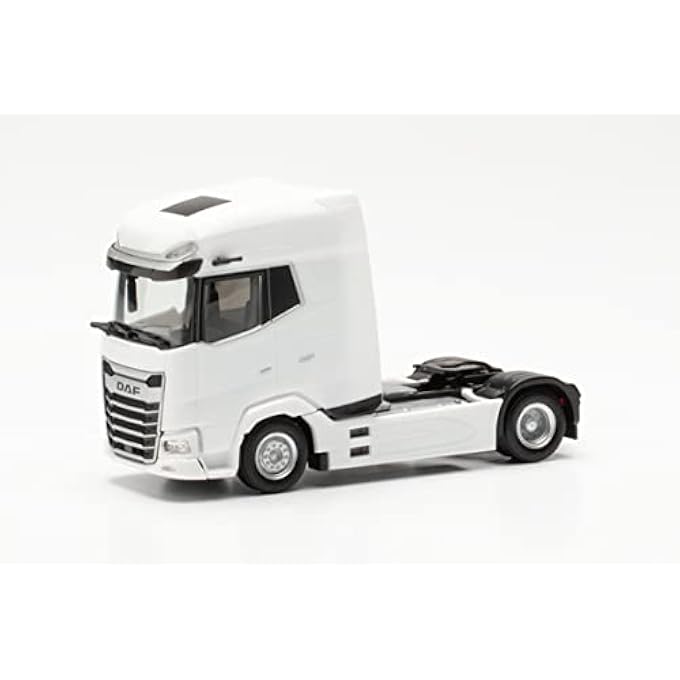 316033 DAF XG+ TRACTOR, TRUE TO ITS ORIGINAL SCALE OF 1:87, PLASTIC TRUCK FOR DIORAMA, MADE IN GERMANY, MODEL BUILDING, COLLECTORS EDITION, COLOUR: WHITE MINIATURE - Image 1