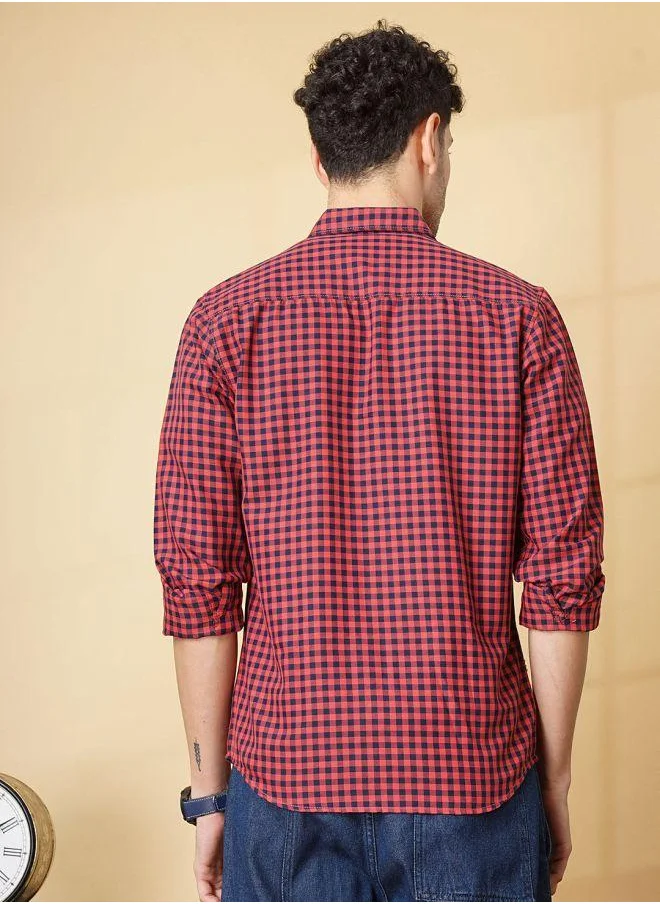 The Indian Garage Co Men Slim Fit Checkered Full Sleeves Spread Collar Casual Shirt