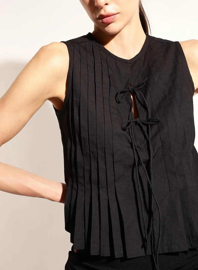 دينيس لينغو Black 100% Cotton Self Designed Blouse Regular Fit Tops For Women