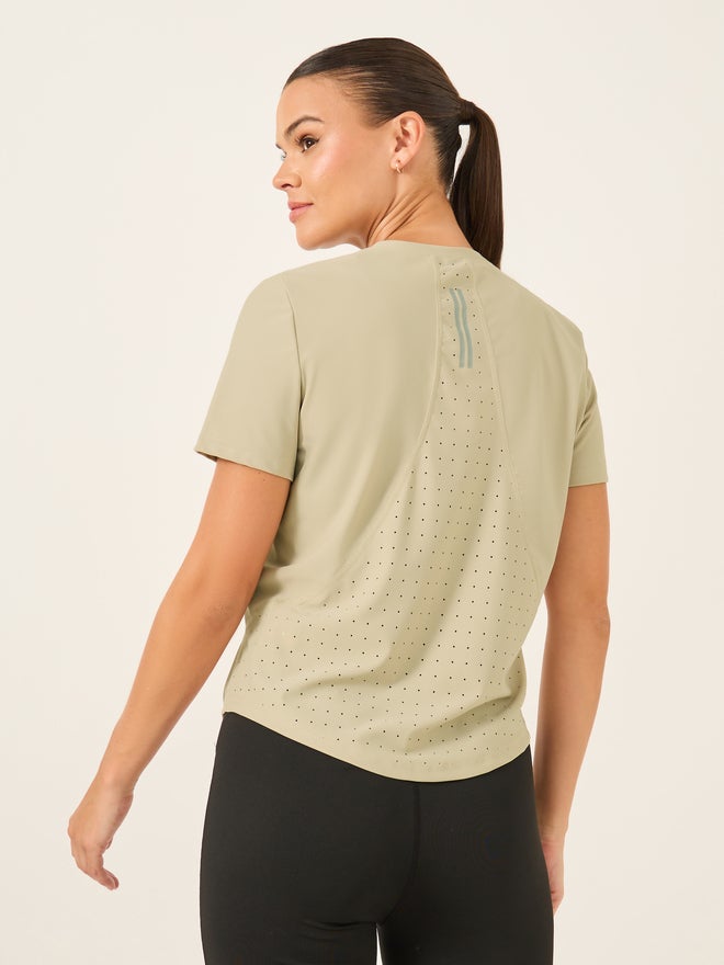 Styli Styli Active Laser Cut and Back Reflective Stripe Detail Short Sleeve Top  - Image 4