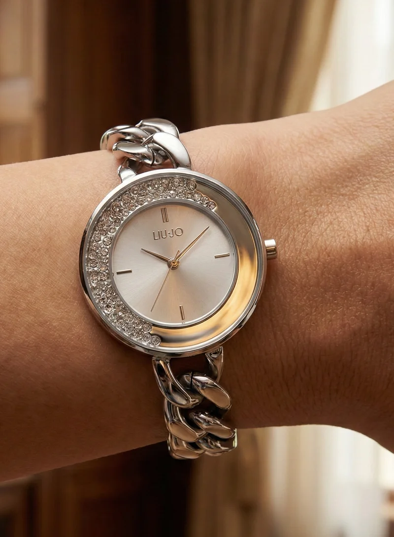 ليو جو ساعة لي جو بسلسلة راقصة فضية