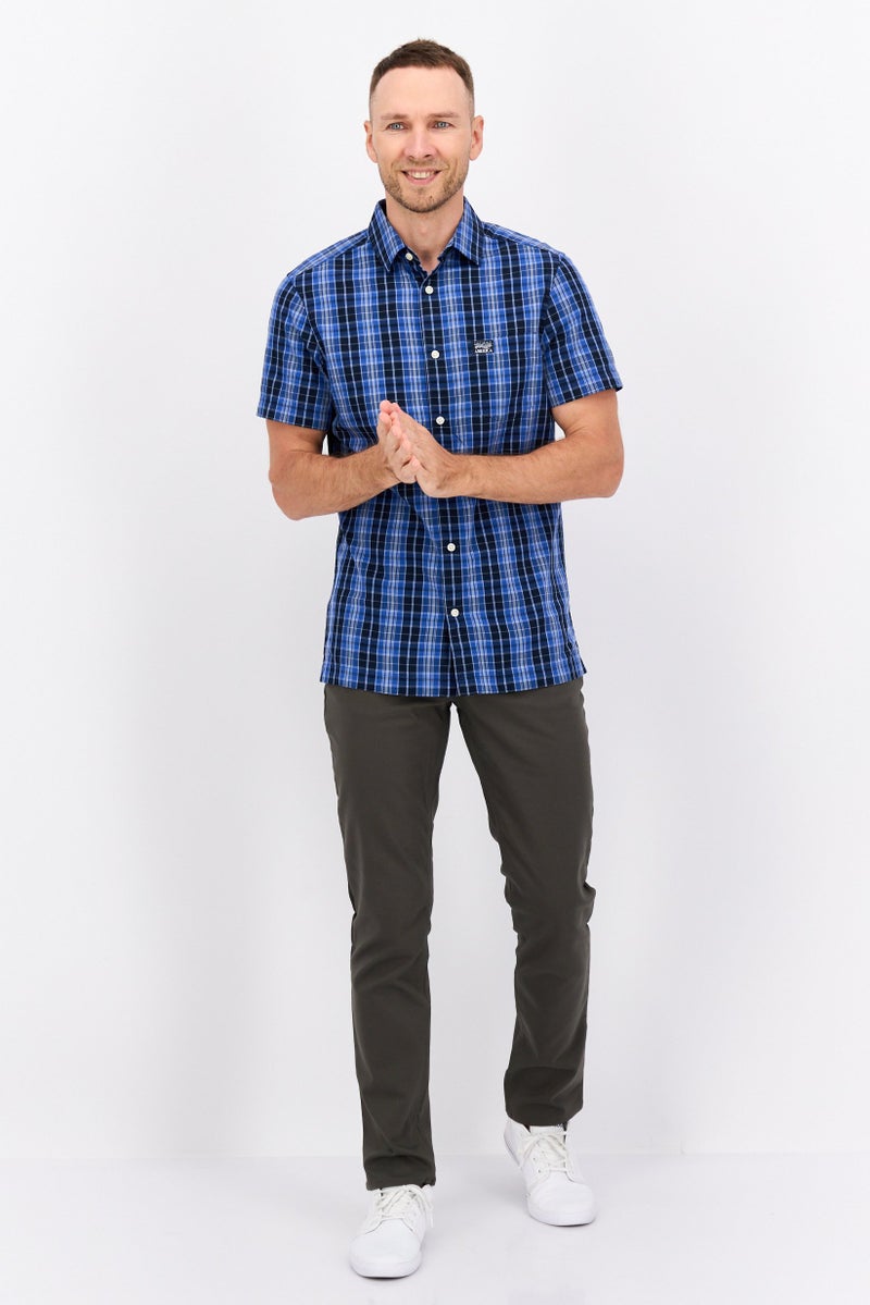 PERRY ELLIS Men Regular Fit Short Sleeve Plaid Casual Shirt, Blue - Image 4
