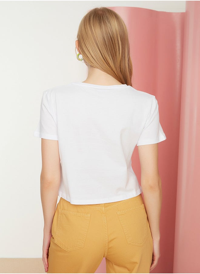 trendyol - White 100% Cotton Embroidered Crop Crew Neck Knitted T-Shirt TWOSS20TS1377 - Image 1