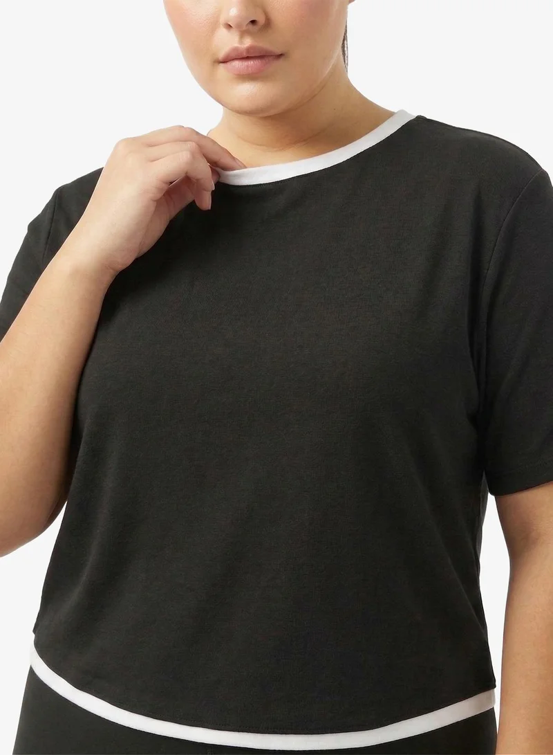 FRWD  FRWD Plus Soft Touch Sculpting T-shirt for Women | Best Price UAE