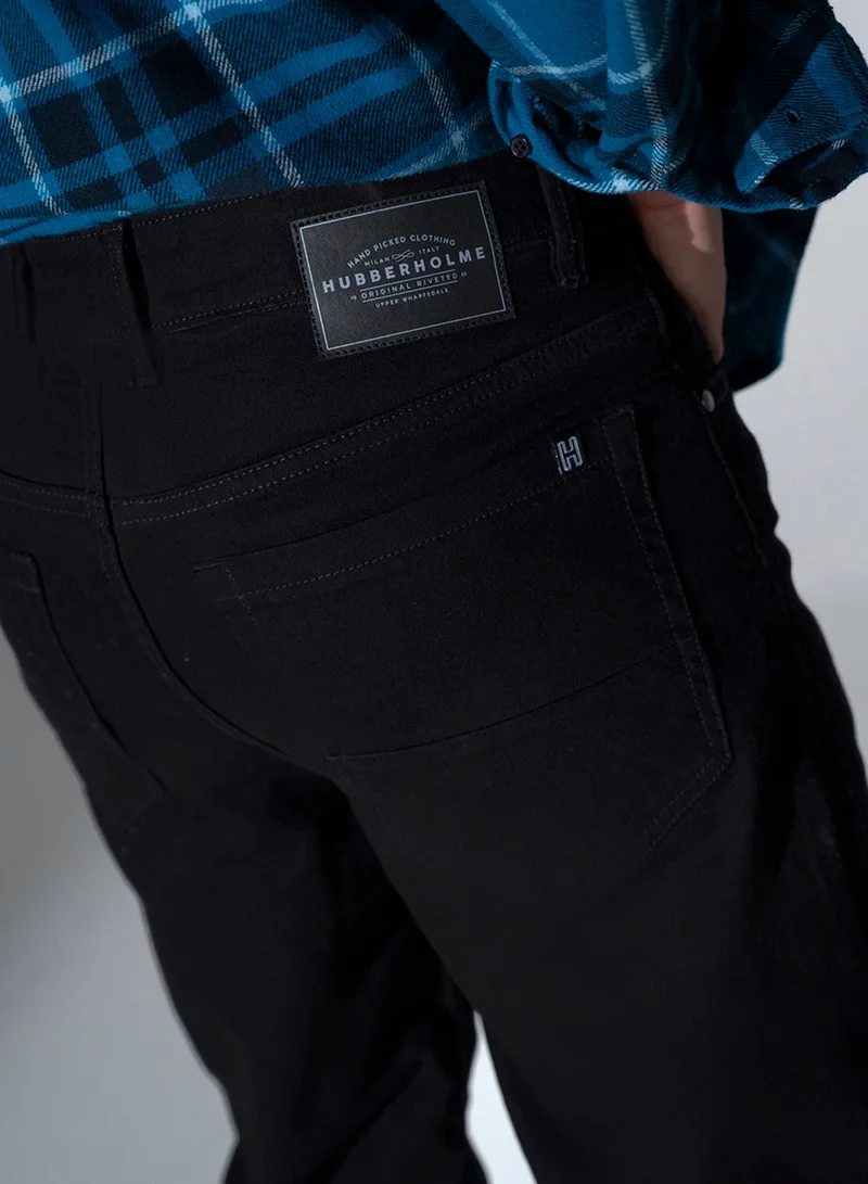 Hubberholme Straight Fit Black Jeans for Men with Mid-Rise and Clean Look