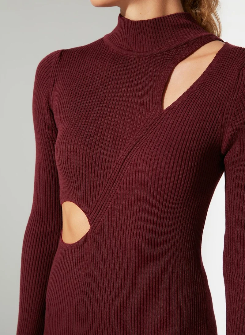 trendyol High Neck Cut Out Detail Dress