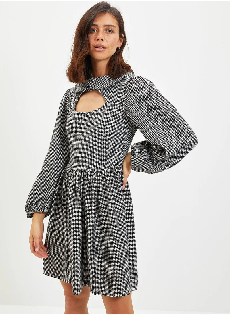 trendyol Balloon Sleeve Cut Out Detail Dress