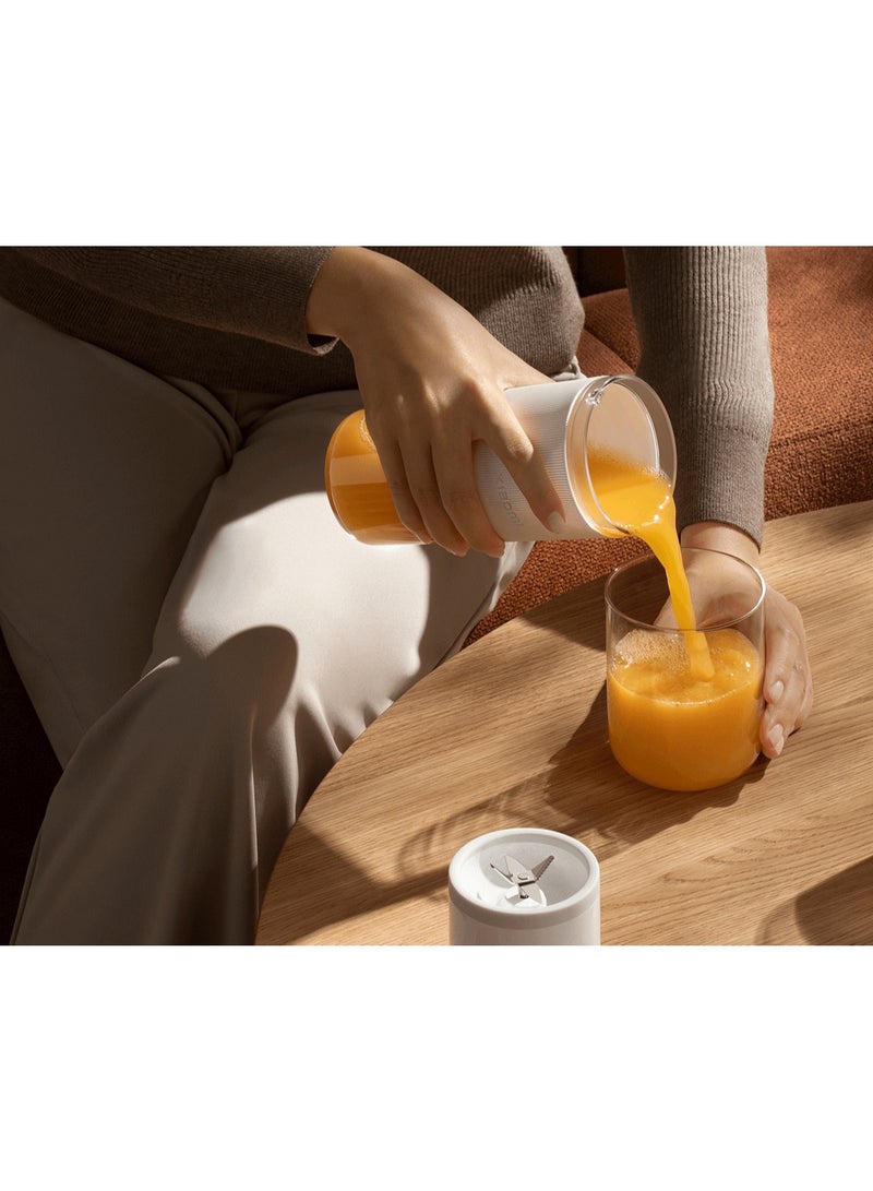 Xiaomi Portable Blender GL,Wireless,Ice Grinder, 300 ml Capacity,40 Seconds Make Fresh Juice, Less Than 10% Solid Remaining, 1300 mAh Large Capacity Battery, 12 Cups on a Full Charge, Type-C - 300 ml 45 W XMZZB01PL White - Image 2