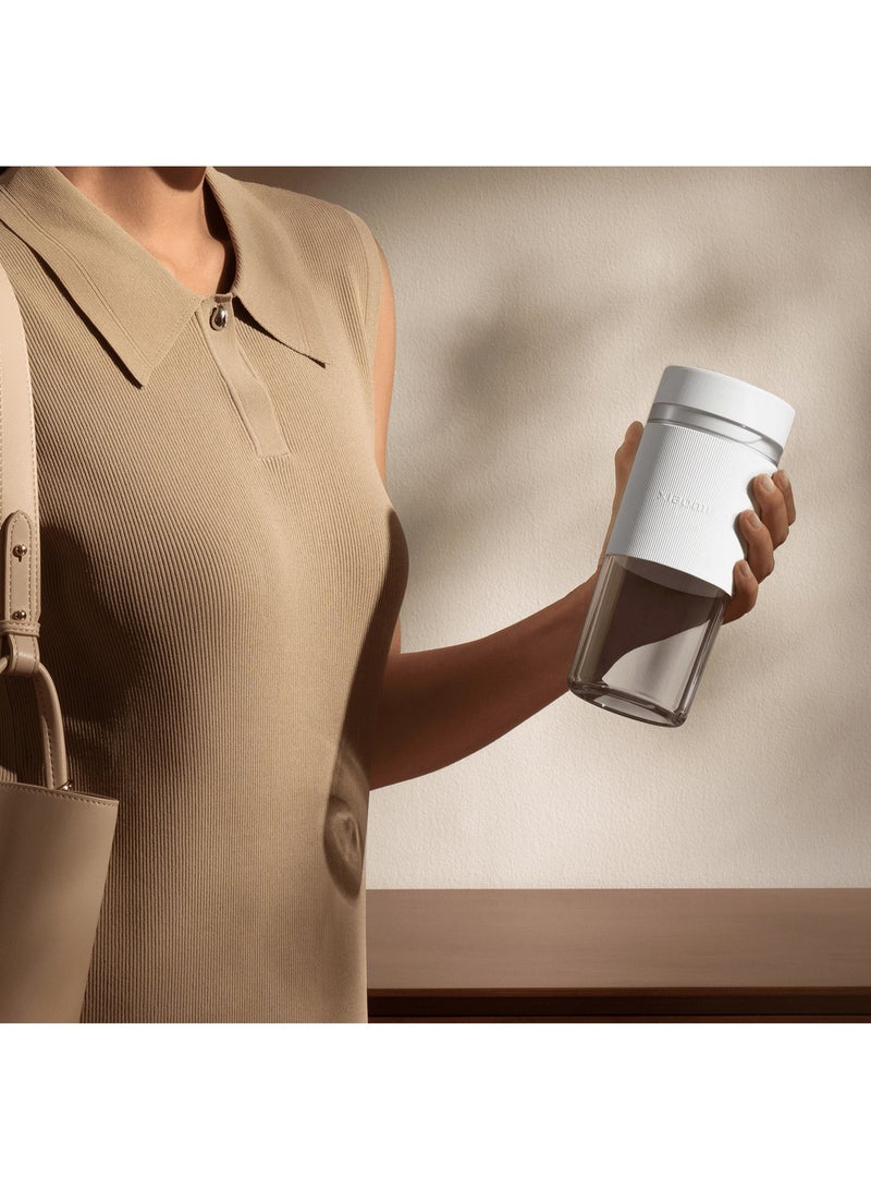 Xiaomi Portable Blender GL,Wireless,Ice Grinder, 300 ml Capacity,40 Seconds Make Fresh Juice, Less Than 10% Solid Remaining, 1300 mAh Large Capacity Battery, 12 Cups on a Full Charge, Type-C - 300 ml 45 W XMZZB01PL White - Image 4