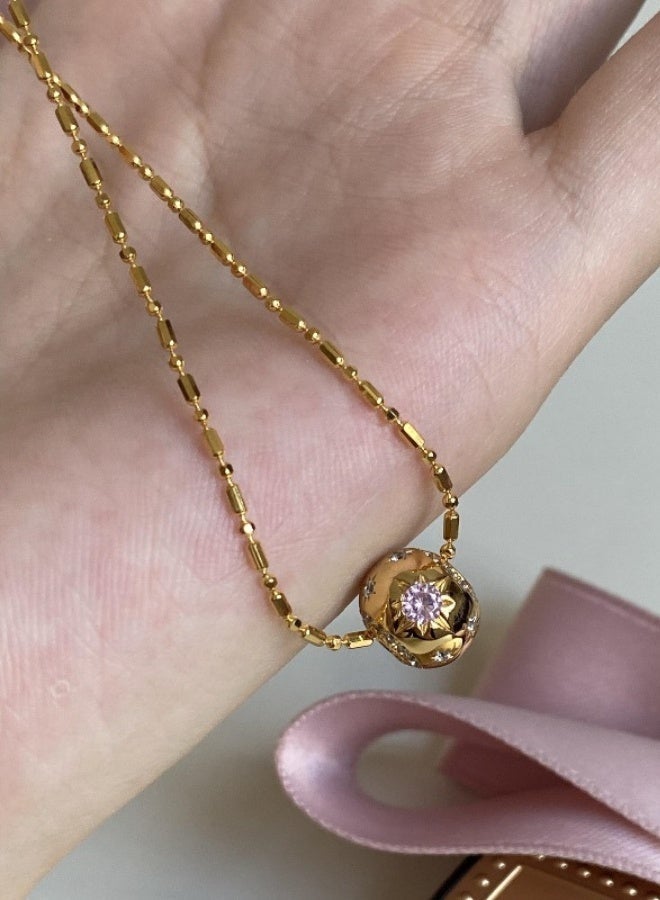 قلادة قلادة دائرة أنيقة للنساء - سحر الكريستال الأرجواني على سلسلة مطلية بالذهب القابلة للتعديل (45-50 سم) ، هدية عيد ميلاد مثالية ، هدية ذكرى ذكرى لها - Image 5
