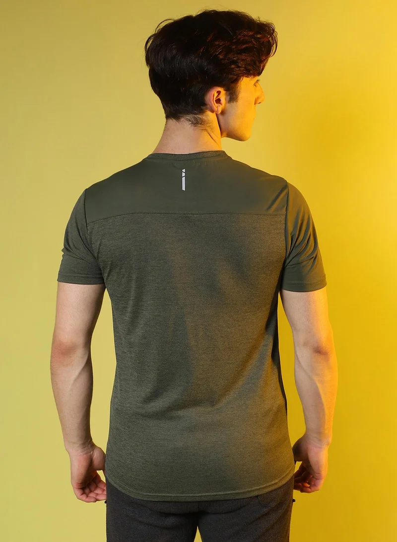 Campus Sutra Men's Olive Green Contrast Heathered Activewear T-Shirt