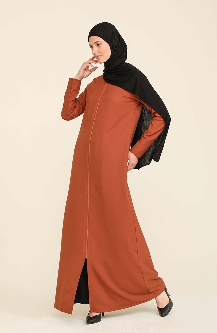Sefa Merve Zippered Crepe Abaya 3317-03 Brown  - Image 3