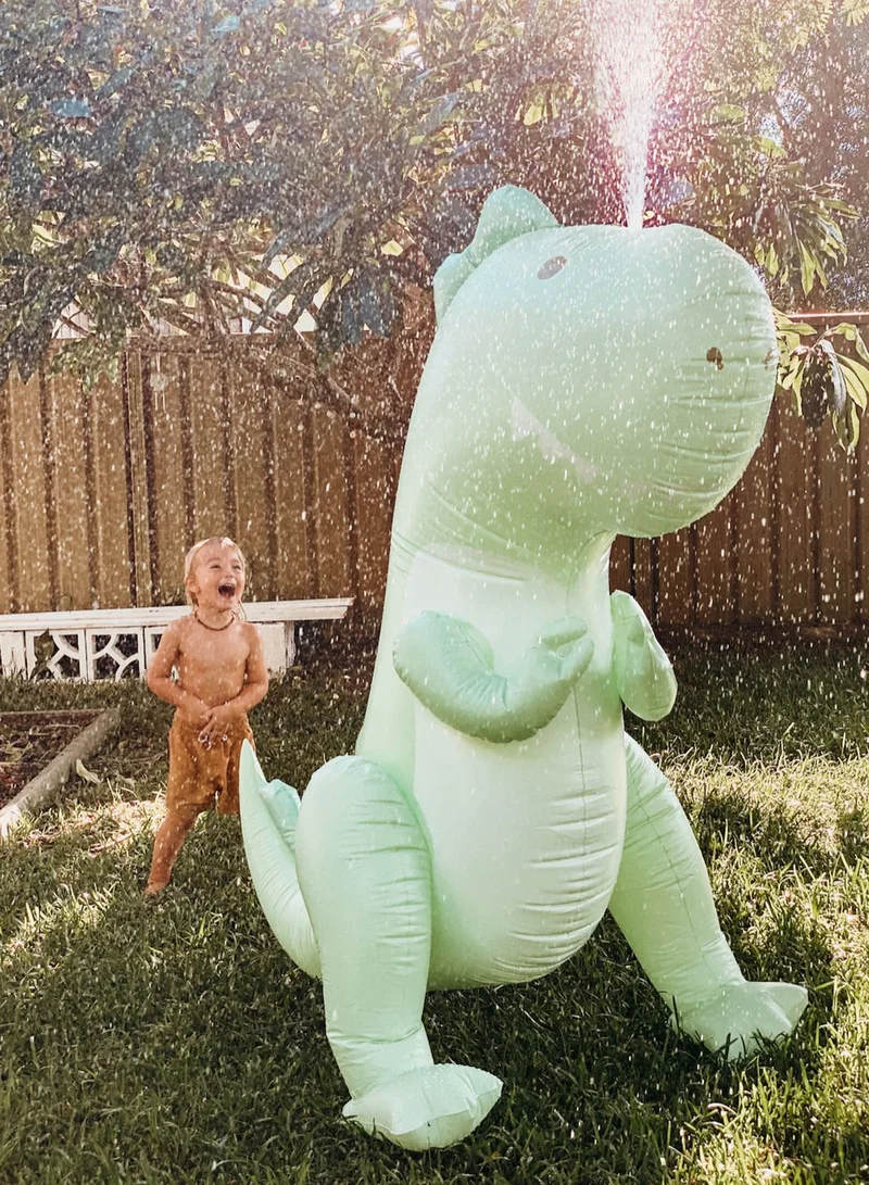 SUNNY LIFE Kids Inflatable Dino Giant Sprinkler
