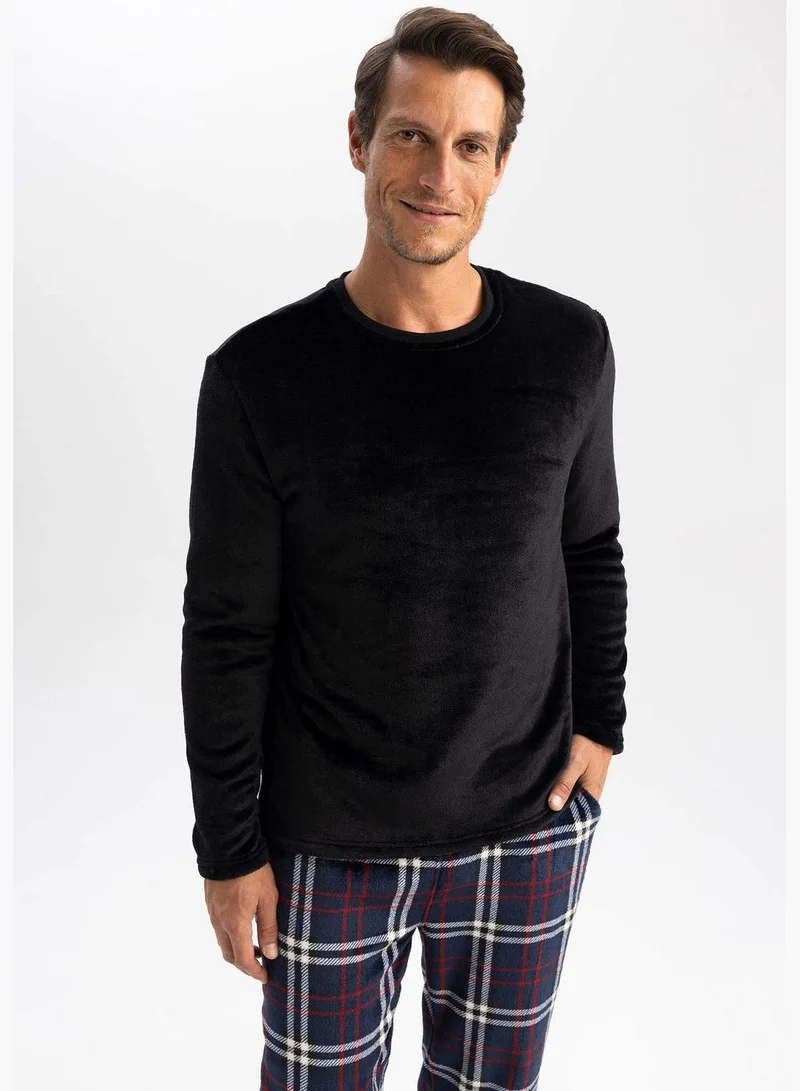 DeFacto  Man Slim Fit Crew Neck Long Sleeve Homewear Knitted Tops for Men | Best Price UAE