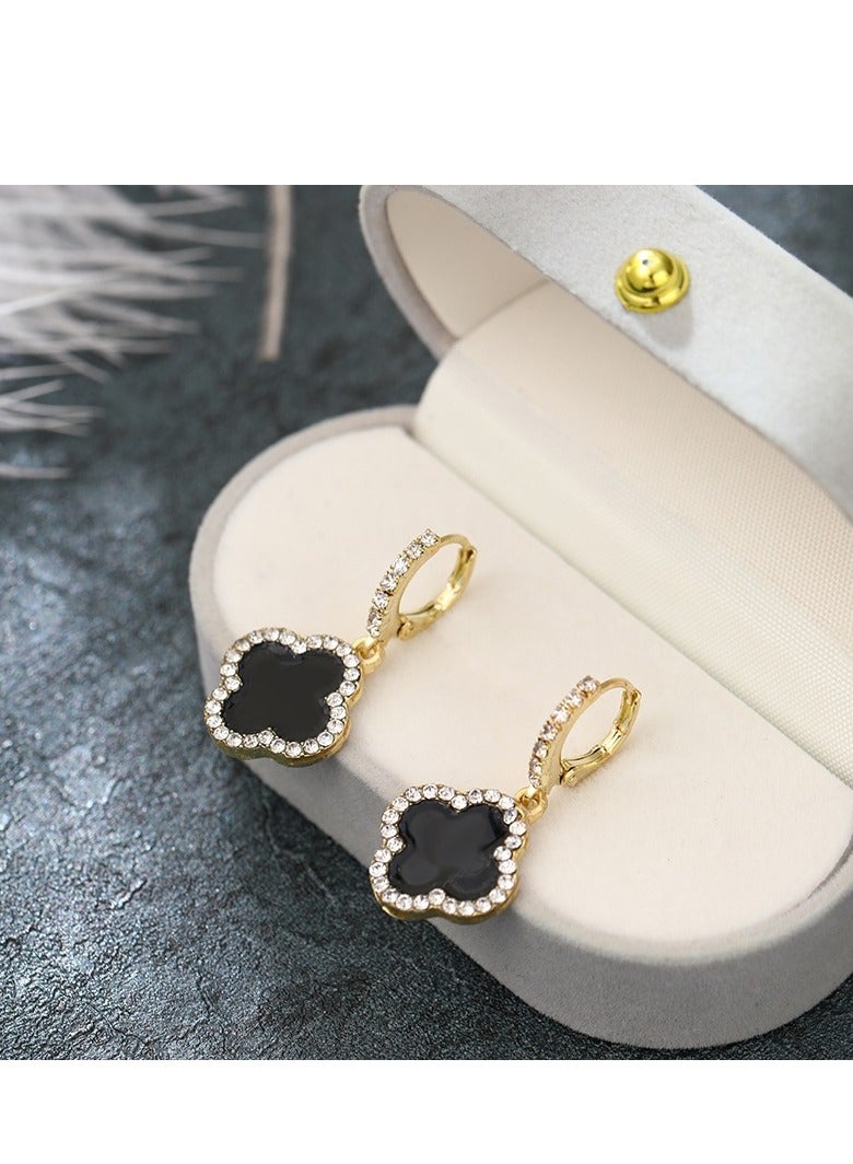 أقراط دائرية من الفضة الإسترلينية عيار 925 على شكل زهرة البرسيم ذات الأربع أوراق - مرصعة بأحجار الزركون المتلألئة، مجوهرات فاخرة للنساء بتصميم أنيق وبسيط - Image 1