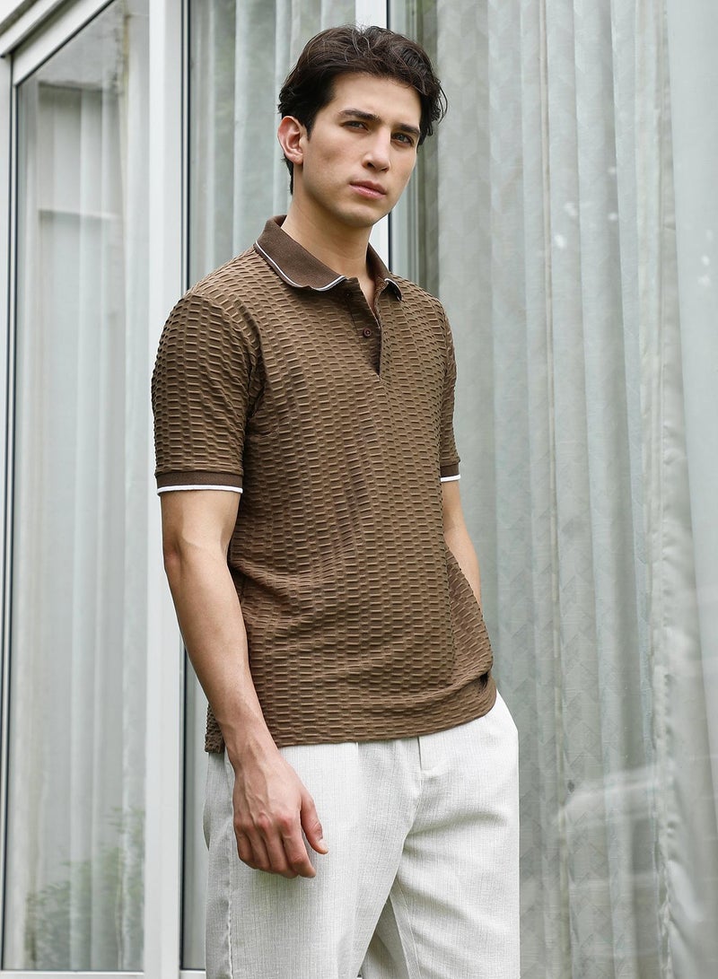 Campus Sutra Men's Brown Textured Polo T-shirt with Contrasting Accents  - Image 3