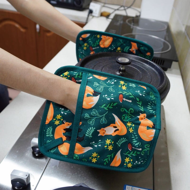 RED LMLDETA Pot Holders Set of 2 Heat Resistant 480â„‰ Kitchen 100% Cotton Comfortable Lining Printing Fox Flower Women Men Home Cooking Baking Microwave BBQ Gift(Fox Flower) - Image 3