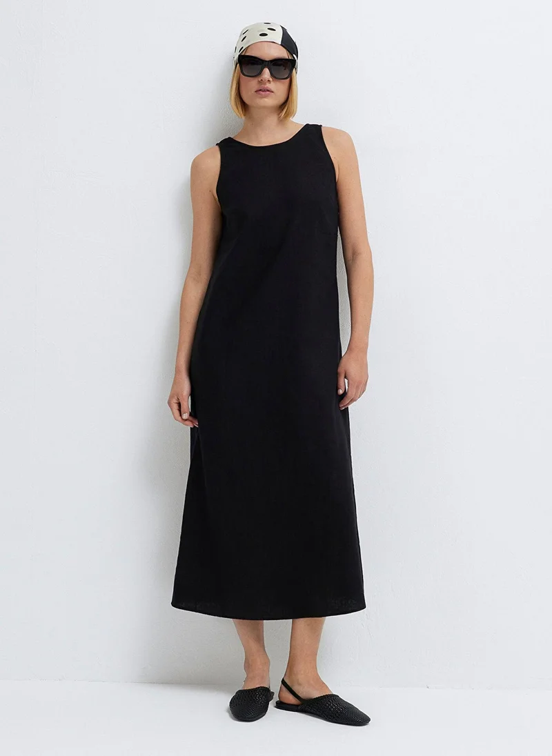 مافي Black Midi Dress