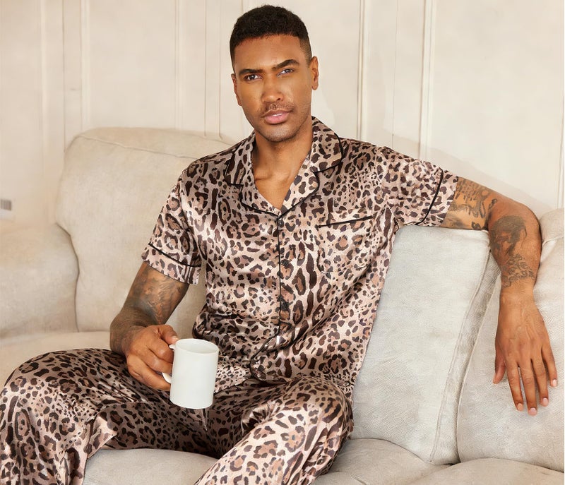 Ekouaer Mens Satin Pajama Set Short Sleeve Button Down Sleepwear Classic Loungewear Set with Pants - Image 5