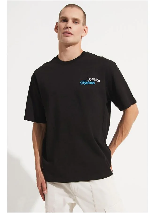 JUNE June Men Oversize Pattern Crew Neck Printed Tshirt Black