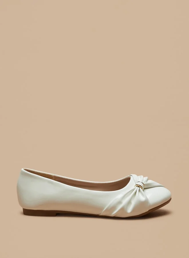 فلورا بيلا من شو إكسبرس Girls Solid Slip-On Ballerina Shoes With Bow Accent