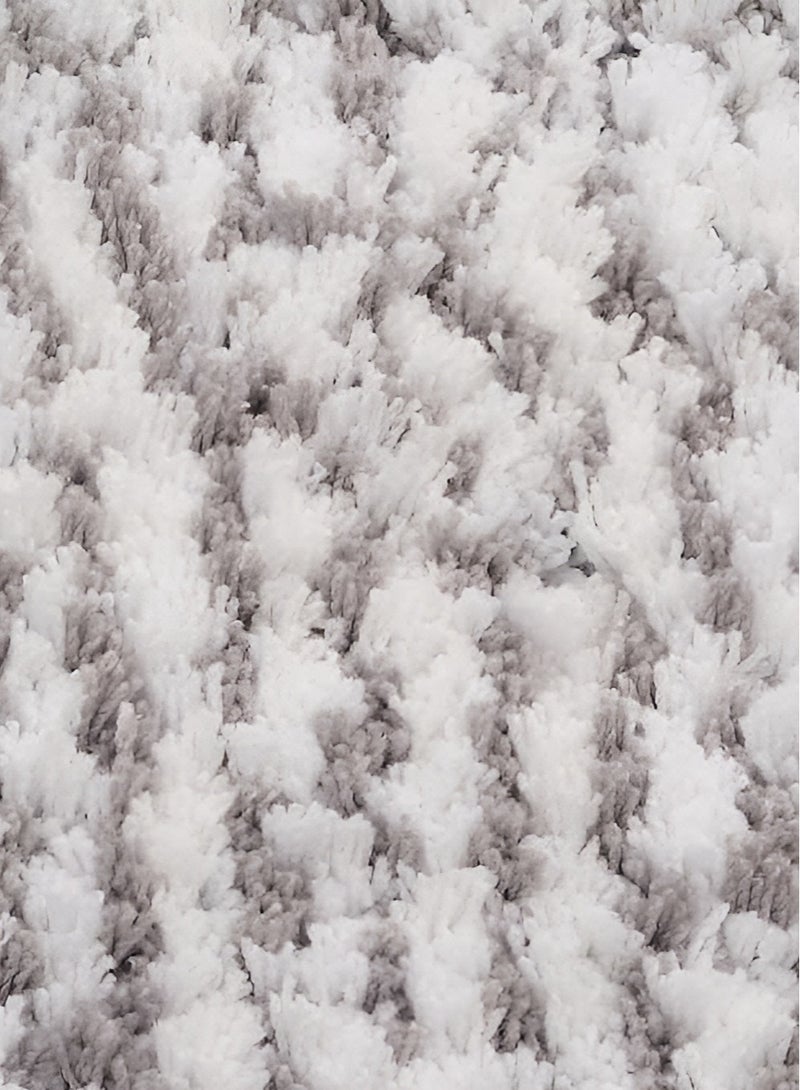 Roots Home Collection Bath Mat 22in x 36in, 55 x 91 cm - Image 3