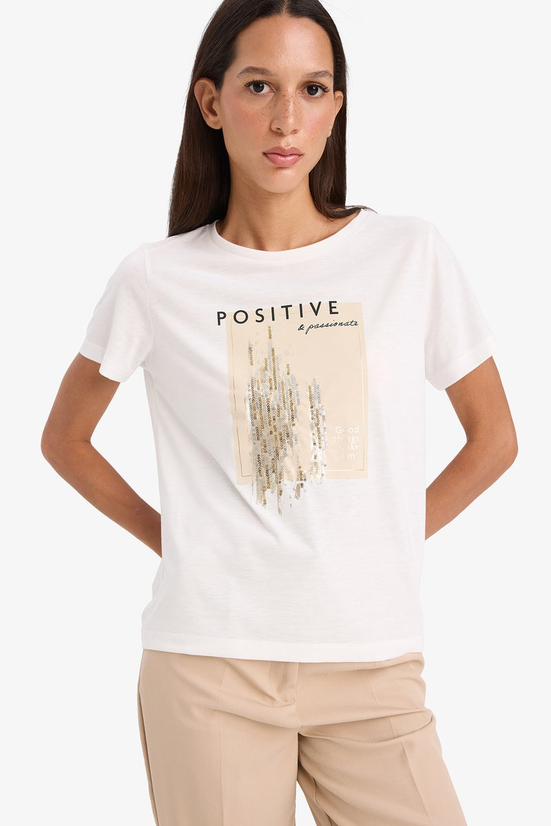 Woman Regular Fit Crew Neck Printed T Shirt