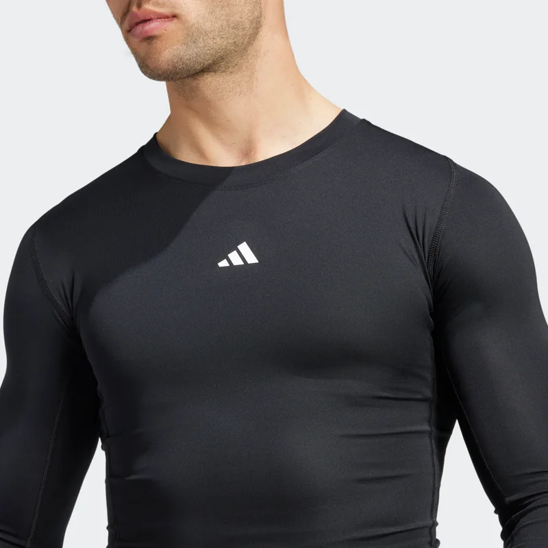 adidas TECHFIT Compression Training Long Sleeve T-Shirt