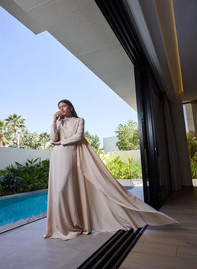 أشيتا فرنانديز Zaria Embellished Overlay Silk Sateen Maxi Dress