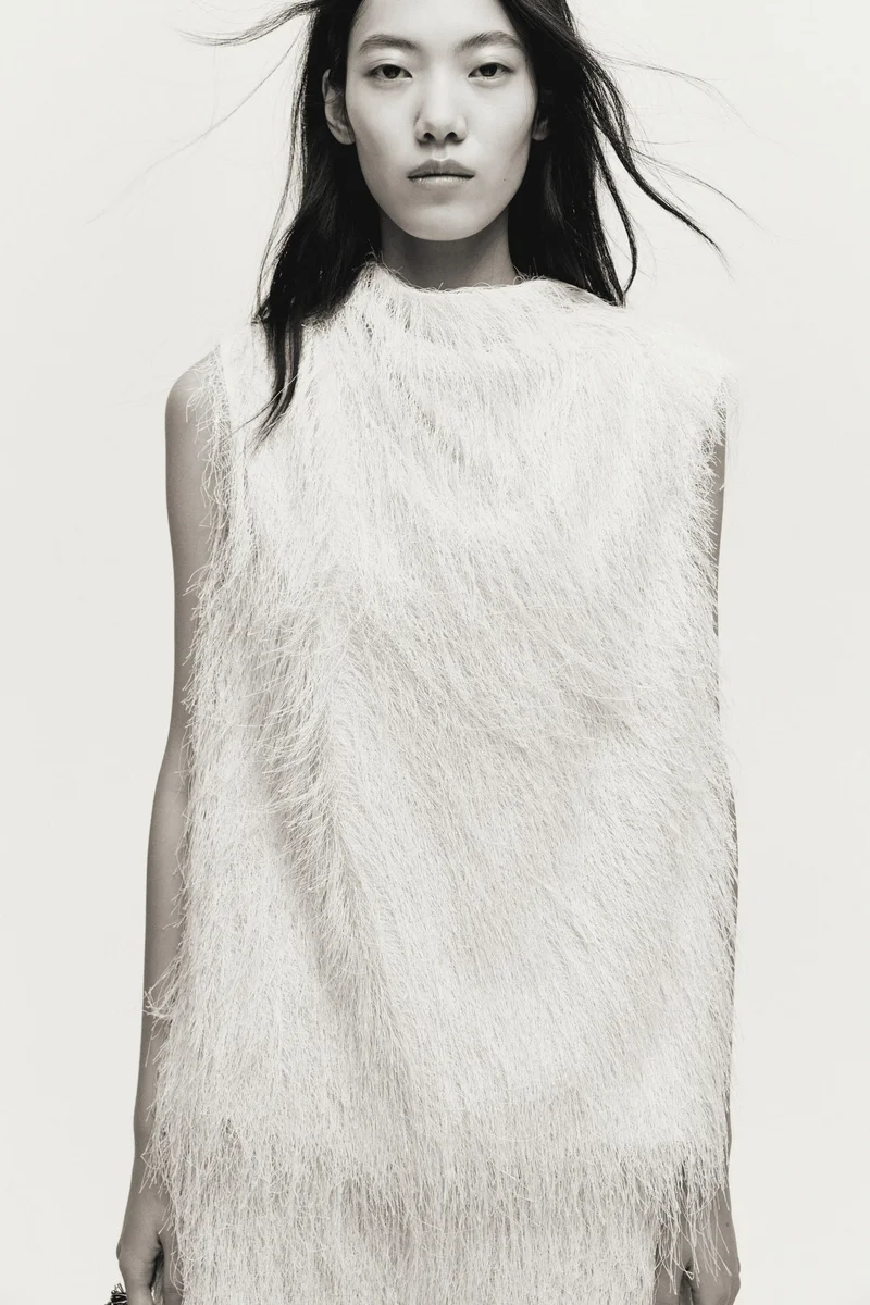 اتش اند ام بلوزة بشراشيب