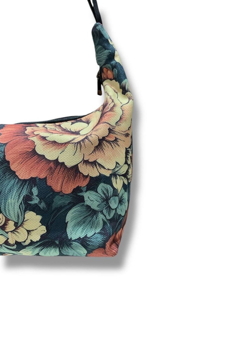 Women’s Crossbody Bag with Classic Floral Print – Romantic Touch with Warm Tones - Image 3