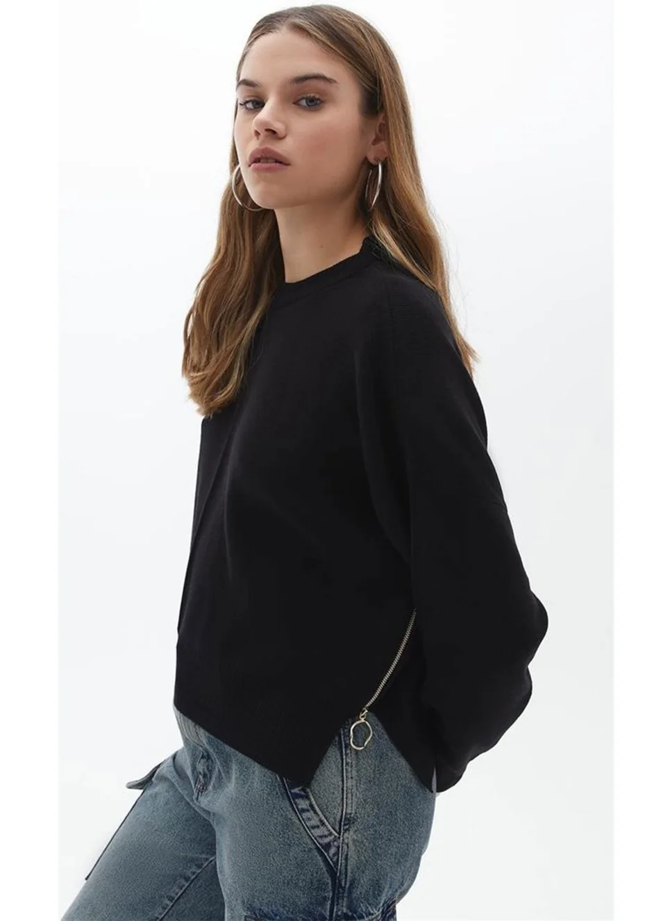 فاشن فريندز Women's Side Zipper Sweater