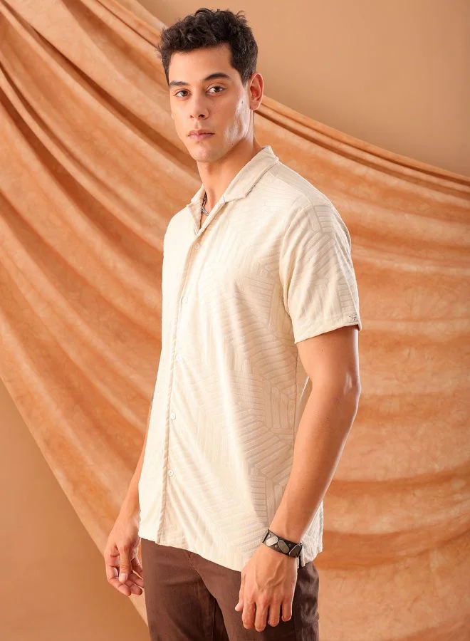 ذا انديان كراج كو Men Slim Fit Solid Half Sleeves Cuban Collar Resort Wear Shirt