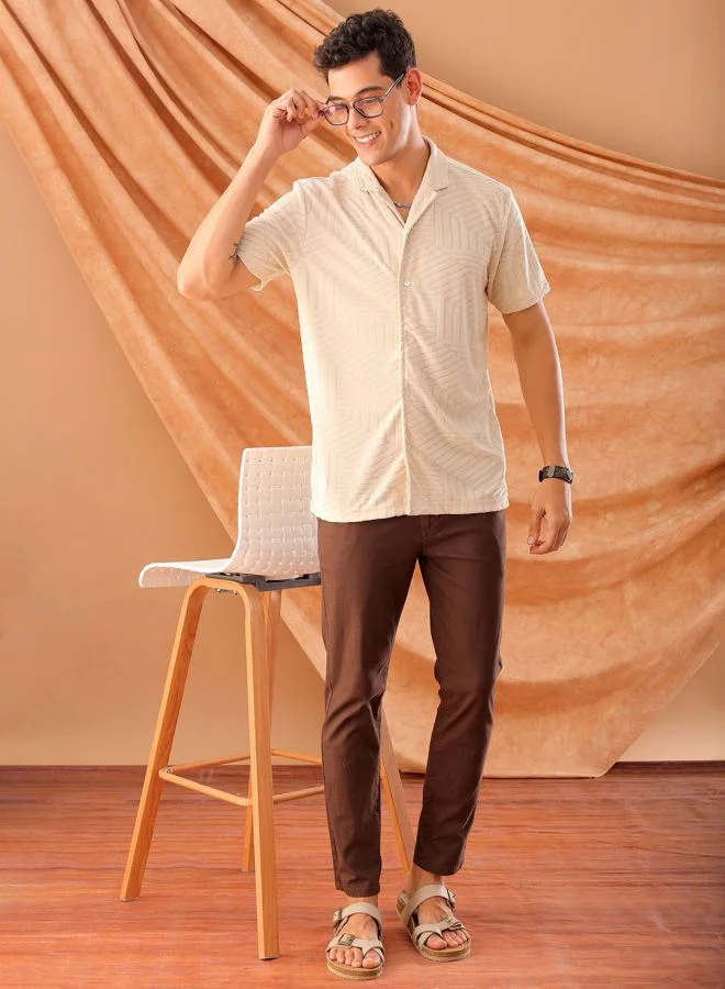 ذا انديان كراج كو Men Slim Fit Solid Half Sleeves Cuban Collar Resort Wear Shirt