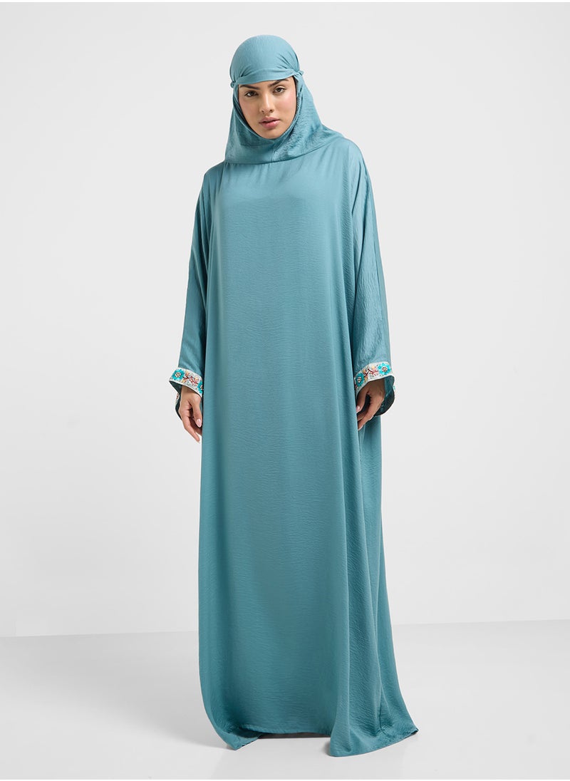 Hooded Prayer Dress - pzsku/Z39E86559D8CD8D5349E1Z/45/_/1742369875/706d5c4b-e1e4-4e2b-97ed-adfdb838e49d