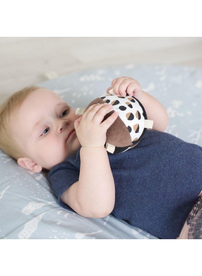 Wee Gallery Taggy Ball with Rattle - Image 5