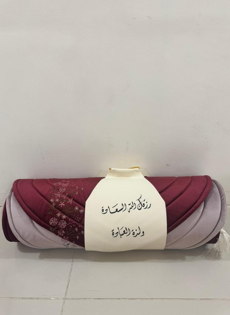 2-piece embroidered prayer rug in different colors - Image 3
