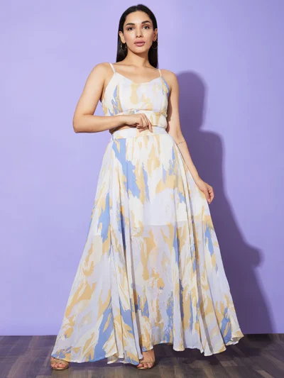 جلو باص Women Printed Co-Ord Set With Top & Skirt