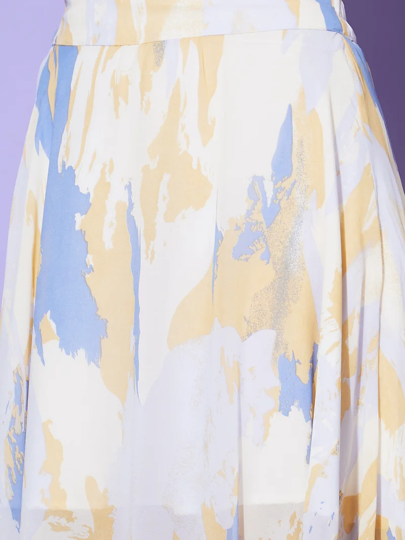 جلو باص Women Printed Co-Ord Set With Top & Skirt