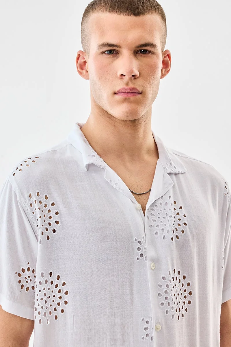 سنيتش White Embroidered Half Sleeve Boxy Shirt