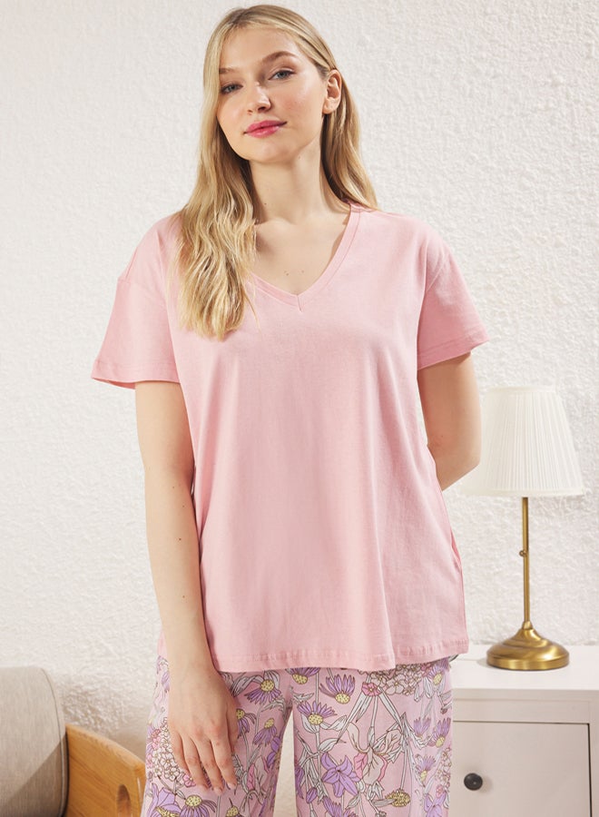 trendyol Pink Floral Capri Knitted Pajama Set - Image 2