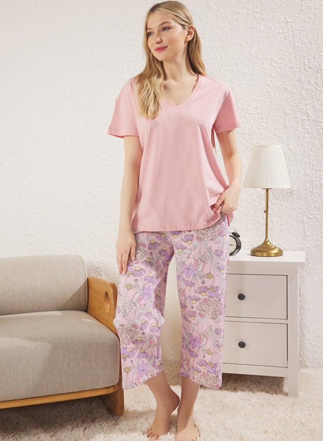 trendyol Pink Floral Capri Knitted Pajama Set - Image 1