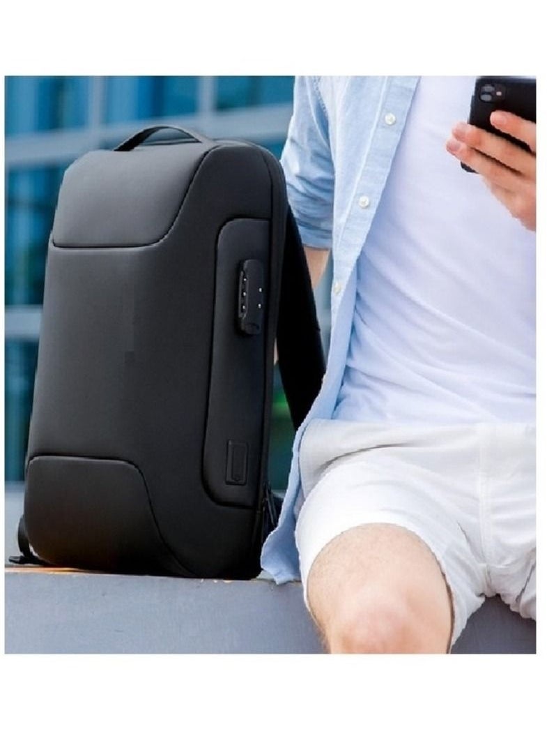 Generic Taptop Backpack with USB Charging Port (47*30*15 cm, Black)  - Image 4