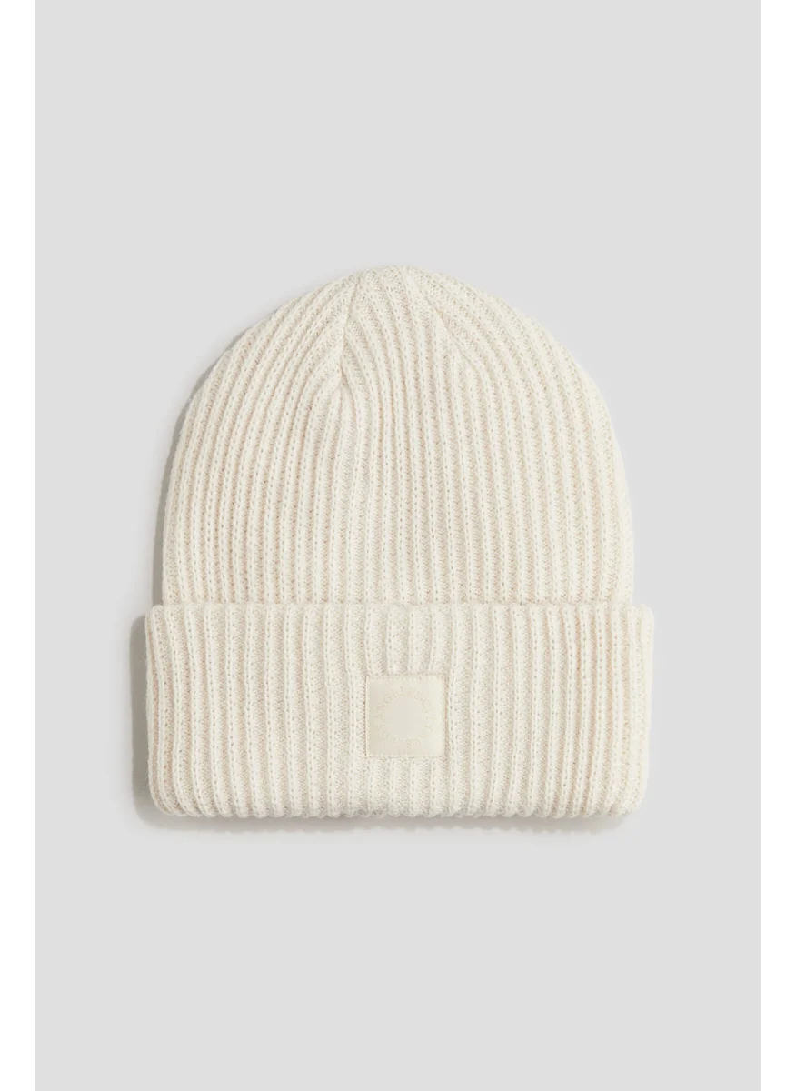 اتش اند ام Appliquéd Beanie