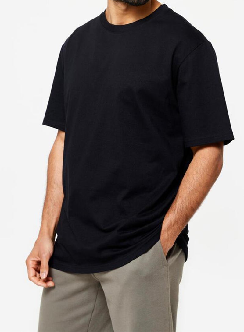 Share the Love Plain Black Round Neck X-Large T-Shirt for Men, 100% Cotton Crew Neck Tee, Soft Breathable Casual Basic T Shirt, Regular Fit Everyday Wear, Size 44 (2-Pack) - Image 3