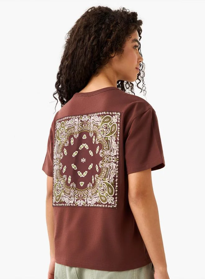 لي كوبر Lee Cooper Regular Fit Cotton T-shirt with Printed Patch
