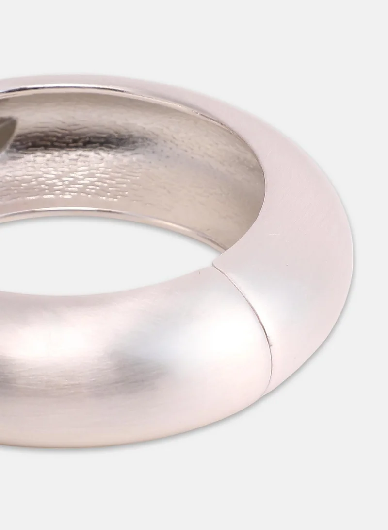 سوهي Women's The Chunky-Curve Bangle Bracelet