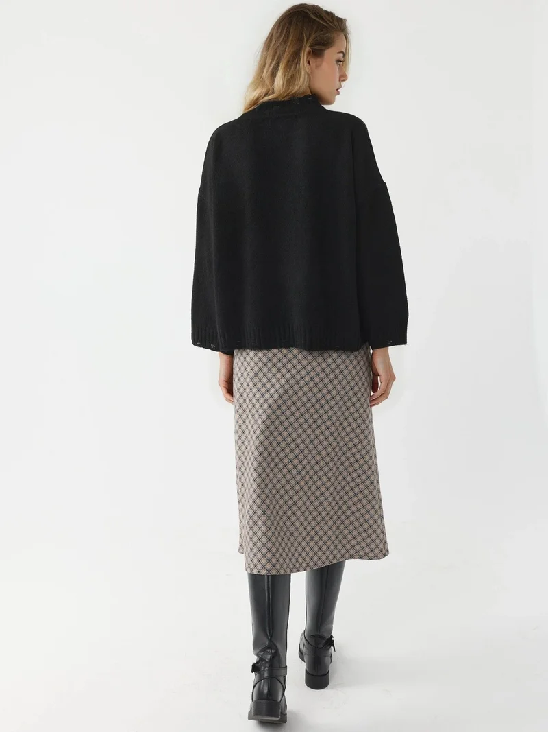 MY FASHION Black MY FASHION Oversized Textured Knit Sweater with Crew Neck for Women | Best Price UAE